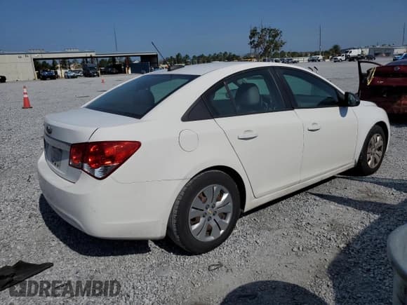 ✅ 2016 Chevrolet Cruze LS • VIN: 1G1PB5SH3G7203001 • Lot: 56022635. Listed on Copart with 125,939 mi. Free auction sales archive from the USA and detailed vehicle history report at DreamBid. Image 3.