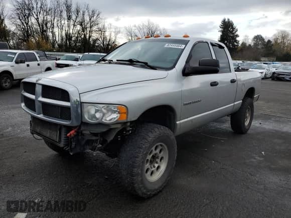 2005 Dodge 3500 SLT z VIN 3D7LS38C65G747327, wystawiony jako Copart lot #82444464 z przebiegiem 325 511 mil mil oraz Szkoda całkowita • Salvage title. Historia ofert i sprzedaży dostępna na DreamBid. Obrazek 1.