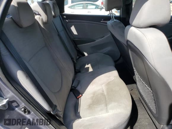 ✅ 2017 Hyundai Accent SE • VIN: KMHCT4AE1HU214940 • Лот: 71823494. Опубликован ранее на Copart с пробегом 100 379 миль. Бесплатный доступ к архиву аукционных продаж из США и подробный отчёт об истории автомобиля на DreamBid. Изображение 10.