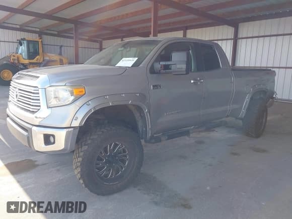 ✅ 2015 Toyota Tundra Limited • VIN: 5TFBW5F14FX424723 • Лот: 42129929. Опубликован ранее на IAAI с пробегом 222 060 миль. Бесплатный доступ к архиву аукционных продаж из США и подробный отчёт об истории автомобиля на DreamBid. Изображение 19.