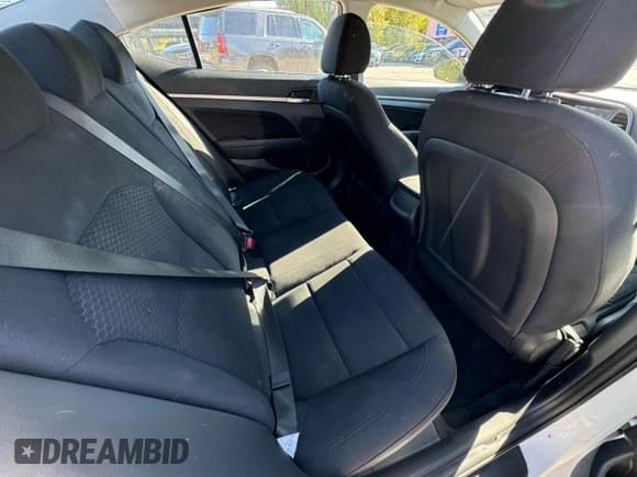 ✅ 2020 Hyundai Elantra Value Edition • VIN: 5NPD84LF7LH546044 • Лот: 82027994. Опубликован ранее на Copart с пробегом 79 617 миль. Бесплатный доступ к архиву аукционных продаж из США и подробный отчёт об истории автомобиля на DreamBid. Изображение 6.