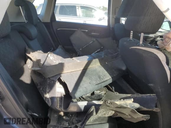 ✅ 2015 Honda Fit LX • VIN: 3HGGK5H59FM744418 • Lot: 86169295. Listed on Copart with 108,686 mi. Free auction sales archive from the USA and detailed vehicle history report at DreamBid. Image 10.