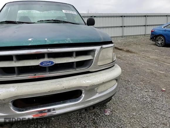 ✅ 1997 Ford F-150 • VIN: 1FTDF18W0VKC65074 • Lot: 50323755. Listed on Copart with 338,454 mi. Free auction sales archive from the USA and detailed vehicle history report at DreamBid. Image 11.