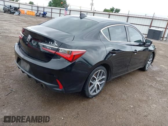 ✅ 2021 Acura ILX Premium • VIN: 19UDE2F74MA002189 • Lot: 42378519. Wystawiony na IAAI z przebiegiem 83 321 mil. Bezpłatny archiwum sprzedaży aukcyjnych z USA i szczegółowy raport historii pojazdu na DreamBid. Zdjęcie 4.