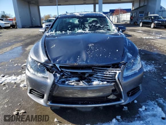 ✅ 2017 Lexus LS 460 • VIN: JTHCL5EF1H5028370 • Lot: 92224245. Listed on Copart with 158,631 mi. Free auction sales archive from the USA and detailed vehicle history report at DreamBid. Image 5.