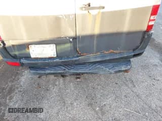 ✅ 2007 Freightliner Sprinter • VIN: WDYPE845X75161932 • Lot: 43694966. Wystawiony na IAAI z przebiegiem 445 057 mil. Bezpłatny archiwum sprzedaży aukcyjnych z USA i szczegółowy raport historii pojazdu na DreamBid. Zdjęcie 6.