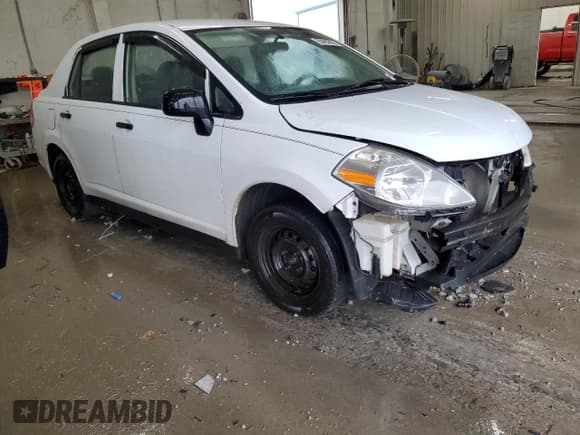 ✅ 2010 Nissan Versa 1.6 • VIN: 3N1CC1AP1AL356650 • Lot: 93493825. Listed on Copart with 157,676 mi. Free auction sales archive from the USA and detailed vehicle history report at DreamBid. Image 4.