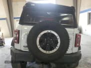 ✅ 2021 Ford Bronco • VIN: 1FMEE5DP1MLA93932 • Lot: 57344905. Wystawiony na Copart z przebiegiem 42 318 mil. Bezpłatny archiwum sprzedaży aukcyjnych z USA i szczegółowy raport historii pojazdu na DreamBid. Zdjęcie 6.