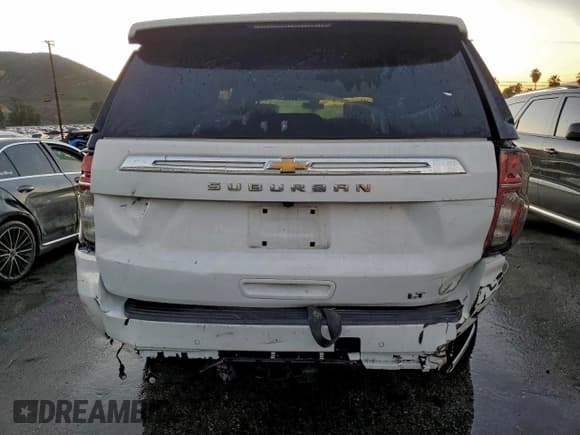 ✅ 2021 Chevrolet Suburban LT • VIN: 1GNSCCKD1MR439136 • Lot: 95218025. Listed on Copart with 124,315 mi. Free auction sales archive from the USA and detailed vehicle history report at DreamBid. Image 6.