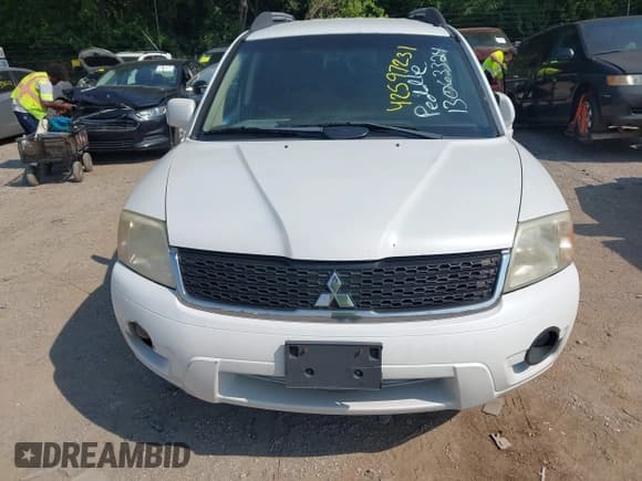 ✅ 2011 Mitsubishi Endeavor LS • VIN: 4A4JN2AS8BE036521 • Лот: 42597231. Опубликован ранее на IAAI с пробегом 188 071 миль. Бесплатный доступ к архиву аукционных продаж из США и подробный отчёт об истории автомобиля на DreamBid. Изображение 6.
