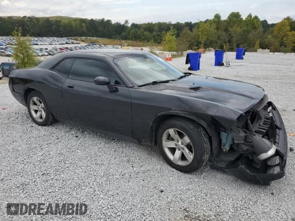 ✅ 2010 Dodge Challenger SE • VIN: 2B3CJ4DV5AH321487 • Lot: 74838084. Wystawiony na Copart z przebiegiem 211 598 mil. Bezpłatny archiwum sprzedaży aukcyjnych z USA i szczegółowy raport historii pojazdu na DreamBid. Zdjęcie 4.