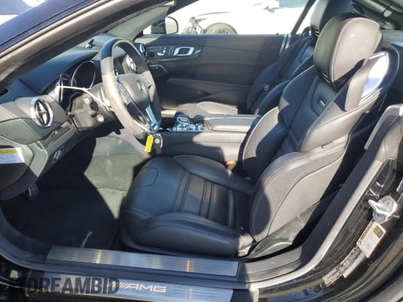 ✅ 2013 Mercedes-Benz SL 63 AMG • VIN: WDDJK7EA8DF010941 • Lot: 84405294. Listed on Copart with 11,145 mi. Free auction sales archive from the USA and detailed vehicle history report at DreamBid. Image 7.