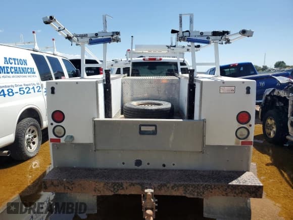 ✅ 2009 Chevrolet Silverado 2500HD LT • VIN: 1GCHK59K89E116478 • Lot: 60820675. Wystawiony na Copart z przebiegiem 162 409 mil. Bezpłatny archiwum sprzedaży aukcyjnych z USA i szczegółowy raport historii pojazdu na DreamBid. Zdjęcie 6.