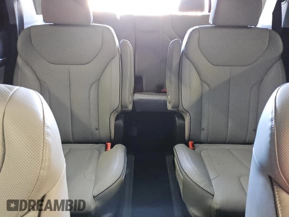 ✅ 2024 Hyundai Palisade SEL • VIN: KM8R24GE5RU799933 • Лот: 86077924. Опубликован ранее на Copart с пробегом 13 329 миль. Бесплатный доступ к архиву аукционных продаж из США и подробный отчёт об истории автомобиля на DreamBid. Изображение 10.