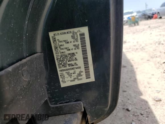 ✅ 2005 Nissan Titan XE • VIN: 1N6BA06AX5N574456 • Lot: 56887925. Wystawiony na Copart z przebiegiem 296 253 mil. Bezpłatny archiwum sprzedaży aukcyjnych z USA i szczegółowy raport historii pojazdu na DreamBid. Zdjęcie 12.
