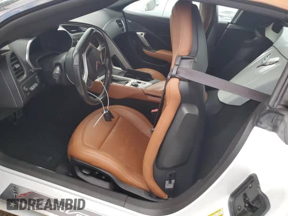 2017 Chevrolet Corvette 2LT с VIN 1G1YD3D76H5116584, выставлен на аукционе Copart как лот 73761684 с пробегом Не указан миль и На запчасти • Non repairable. История ставок и продаж доступна на DreamBid. Изображение 7.