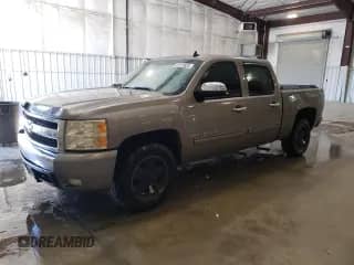 2007 Chevrolet Silverado 1500 LTZ with VIN 3GCEK13387G518522, listed as a Copart auction lot 82275535 with 274,807 mi miles and Salvage title. Bid and sale history available at DreamBid. Image 1.