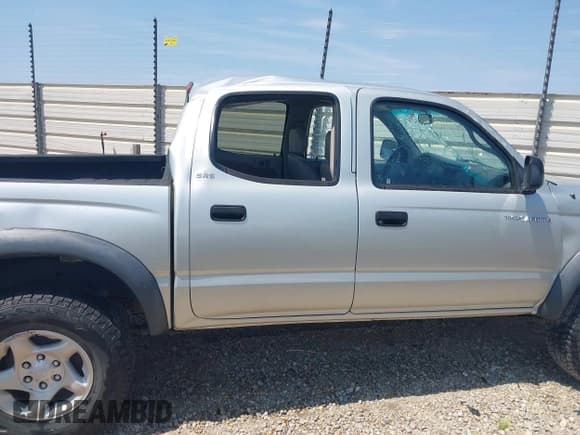 ✅ 2003 Toyota Tacoma PreRunner • VIN: 5TEGN92N63Z264048 • Lot: 43075502. Listed on IAAI with 182,082 mi. Free auction sales archive from the USA and detailed vehicle history report at DreamBid. Image 13.