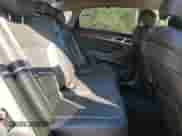 2015 Hyundai Genesis 3.8L z VIN KMHGN4JE6FU093847, wystawiony jako Copart lot #74959224 z przebiegiem 105 940 mil mil oraz Szkoda całkowita • Salvage title. Historia ofert i sprzedaży dostępna na DreamBid. Obrazek 10.