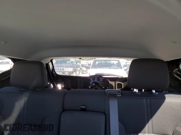 ✅ 2022 Chevrolet Blazer LT • VIN: 3GNKBCR47NS201993 • Lot: 86680625. Listed on Copart with 32,889 mi. Free auction sales archive from the USA and detailed vehicle history report at DreamBid. Image 10.