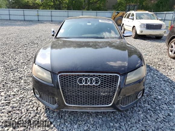 ✅ 2011 Audi S5 Prestige • VIN: WAUVVAFR8BA084274 • Lot: 59582985. Listed on Copart with 109,862 mi. Free auction sales archive from the USA and detailed vehicle history report at DreamBid. Image 5.