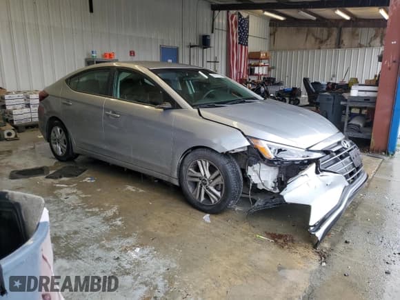 ✅ 2020 Hyundai Elantra SEL • VIN: 5NPD84LF9LH627899 • Lot: 84170625. Listed on Copart with 152,280 mi. Free auction sales archive from the USA and detailed vehicle history report at DreamBid. Image 4.