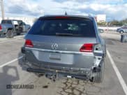 ✅ 2019 Volkswagen Atlas SEL • VIN: 1V2ER2CA8KC528042 • Lot: 43773350. Wystawiony na IAAI z przebiegiem 69 258 mil. Bezpłatny archiwum sprzedaży aukcyjnych z USA i szczegółowy raport historii pojazdu na DreamBid. Zdjęcie 6.