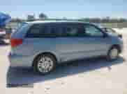 2009 Toyota Sienna LE with VIN 5TDBK23C89S028157, listed as a Copart auction lot 57068145 with 200,942 mi miles and Clean title. Bid and sale history available at DreamBid. Image 3.