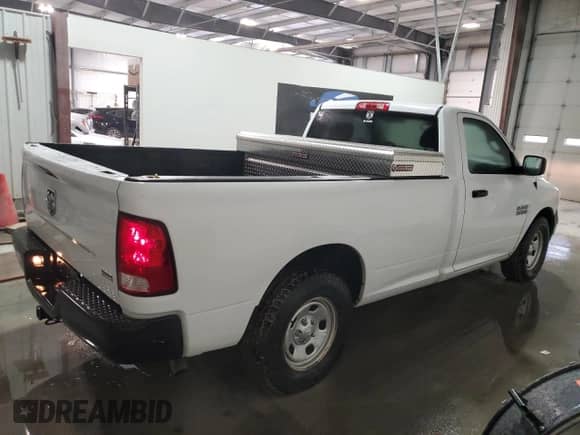 2016 Ram 1500 Tradesman with VIN 3C6JR6DG2GG325847, listed as a Copart auction lot 89907395 with 114,323 mi miles and Clean title. Bid and sale history available at DreamBid. Image 3.