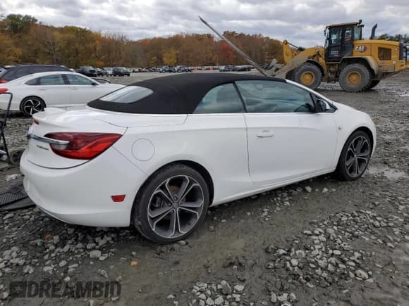 ✅ 2016 Buick Cascada Premium • VIN: W04WT3N58GG070722 • Lot: 89862015. Wystawiony na Copart z przebiegiem 36 513 mil. Bezpłatny archiwum sprzedaży aukcyjnych z USA i szczegółowy raport historii pojazdu na DreamBid. Zdjęcie 3.