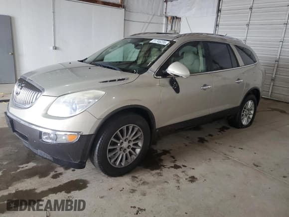 ✅ 2010 Buick Enclave CX • VIN: 5GALRAED8AJ133588 • Lot: 51745235. Listed on Copart with 204,544 mi. Free auction sales archive from the USA and detailed vehicle history report at DreamBid. Image 1.