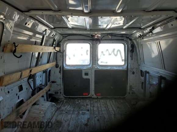 ✅ 2014 Ford Econoline Cargo Commercial • VIN: 1FTNE2EW0EDA19213 • Lot: 71137305. Listed on Copart with 184,738 mi. Free auction sales archive from the USA and detailed vehicle history report at DreamBid. Image 11.