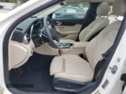 ✅ 2018 Mercedes-Benz C 300 • VIN: WDDWF4JB2JR419230 • Лот: 85269095. Опубликован ранее на Copart с пробегом 23 660 миль. Бесплатный доступ к архиву аукционных продаж из США и подробный отчёт об истории автомобиля на DreamBid. Изображение 7.