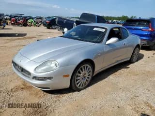 ✅ 2002 Maserati Coupe • VIN: ZAMBC38A120008315 • Lot: 63044885. Wystawiony na Copart z przebiegiem 91 164 mil. Bezpłatny archiwum sprzedaży aukcyjnych z USA i szczegółowy raport historii pojazdu na DreamBid. Zdjęcie 1.