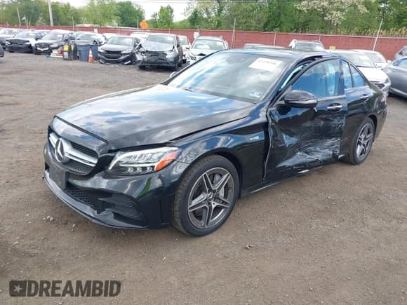 ✅ 2019 Mercedes-Benz C 43 AMG • VIN: 55SWF6EBXKU295133 • Lot: 42220346. Wystawiony na IAAI z przebiegiem 62 586 mil. Bezpłatny archiwum sprzedaży aukcyjnych z USA i szczegółowy raport historii pojazdu na DreamBid. Zdjęcie 18.