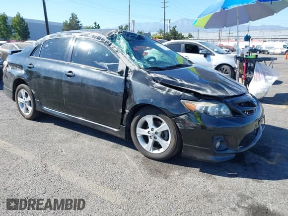 ✅ 2012 Toyota Corolla L • VIN: 2T1BU4EE8CC820653 • Lot: 43132786. Wystawiony na IAAI z przebiegiem 142 840 mil. Bezpłatny archiwum sprzedaży aukcyjnych z USA i szczegółowy raport historii pojazdu na DreamBid. Zdjęcie 1.