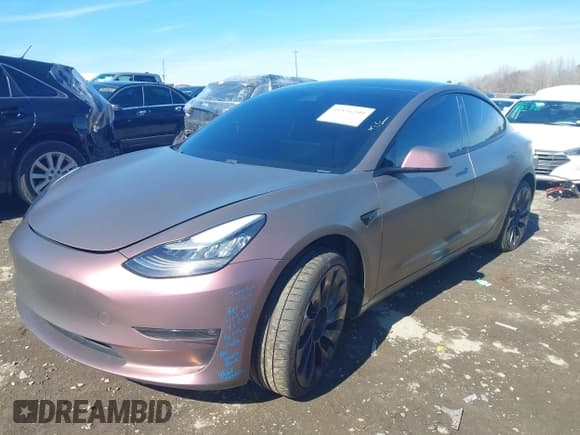 ✅ 2021 Tesla Model 3 Performance • VIN: 5YJ3E1EC5MF849832 • Lot: 41526209. Wystawiony na IAAI z przebiegiem 66 325 mil. Bezpłatny archiwum sprzedaży aukcyjnych z USA i szczegółowy raport historii pojazdu na DreamBid. Zdjęcie 2.
