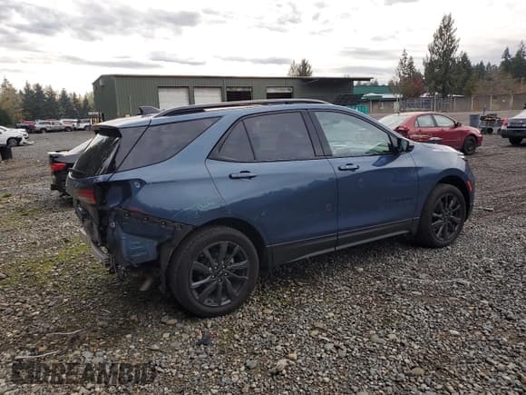 ✅ 2024 Chevrolet Equinox RS • VIN: 3GNAXWEG9RL177615 • Lot: 89739115. Listed on Copart with 31,686 mi. Free auction sales archive from the USA and detailed vehicle history report at DreamBid. Image 3.