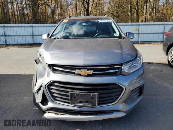 ✅ 2020 Chevrolet Trax LT • VIN: 3GNCJLSB5LL290812 • Lot: 90781435. Wystawiony na Copart z przebiegiem 101 577 mil. Bezpłatny archiwum sprzedaży aukcyjnych z USA i szczegółowy raport historii pojazdu na DreamBid. Zdjęcie 5.