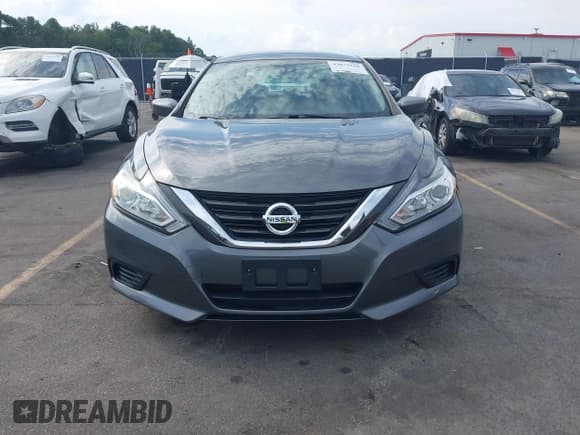 ✅ 2017 Nissan Altima S • VIN: 1N4AL3AP0HC147105 • Lot: 43075568. Wystawiony na IAAI z przebiegiem 74 286 mil. Bezpłatny archiwum sprzedaży aukcyjnych z USA i szczegółowy raport historii pojazdu na DreamBid. Zdjęcie 12.