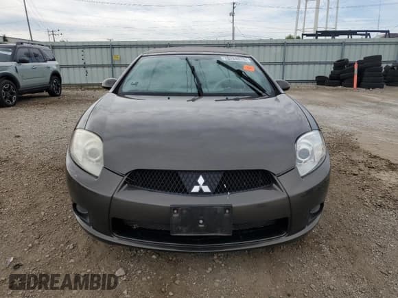 ✅ 2011 Mitsubishi Eclipse GS Sport • VIN: 4A37L5EF6BE002290 • Lot: 70264675. Wystawiony na Copart z przebiegiem Nie podano. Bezpłatny archiwum sprzedaży aukcyjnych z USA i szczegółowy raport historii pojazdu na DreamBid. Zdjęcie 5.