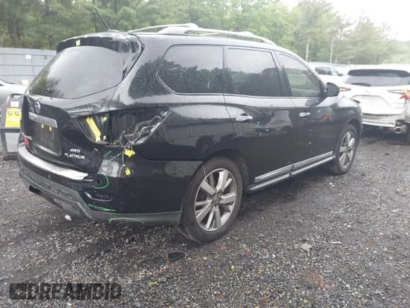 ✅ 2015 Nissan Pathfinder Platinum • VIN: 5N1AR2MM0FC683890 • Lot: 42306900. Listed on IAAI with 117,715 mi. Free auction sales archive from the USA and detailed vehicle history report at DreamBid. Image 4.