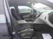 2013 Chevrolet Equinox LS z VIN 2GNALBEK8D6190717, wystawiony jako IAAI lot #43524230 z przebiegiem 85 670 mil mil oraz . Historia ofert i sprzedaży dostępna na DreamBid. Obrazek 5.