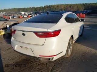 ✅ 2017 Kia Cadenza Premium • VIN: KNALC4J18H5041877 • Лот: 43521040. Опубликован ранее на IAAI с пробегом 143 364 миль. Бесплатный доступ к архиву аукционных продаж из США и подробный отчёт об истории автомобиля на DreamBid. Изображение 4.
