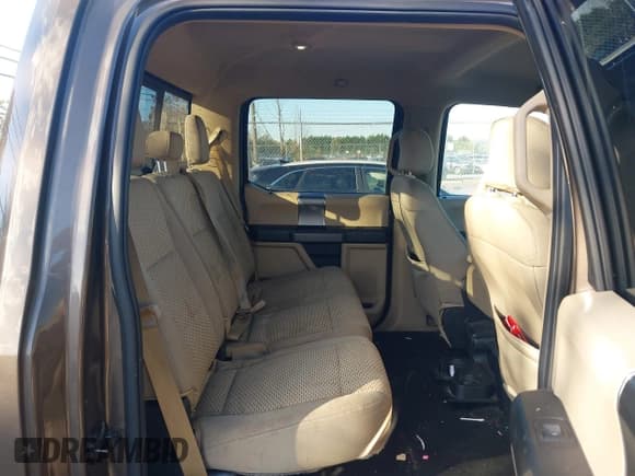 ✅ 2015 Ford F-150 XLT • VIN: 1FTEW1EG3FFA37954 • Лот: 43532209. Опубликован ранее на IAAI с пробегом 191 814 миль. Бесплатный доступ к архиву аукционных продаж из США и подробный отчёт об истории автомобиля на DreamBid. Изображение 8.