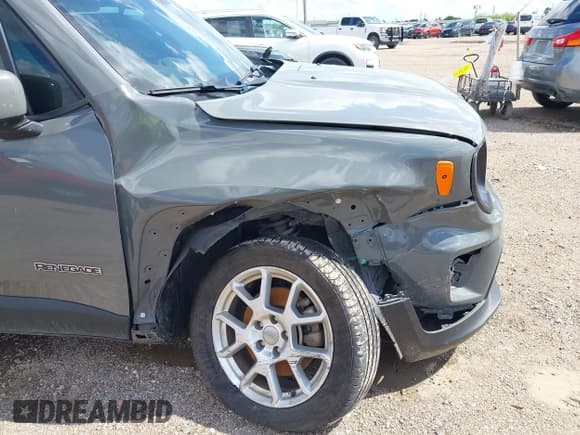 ✅ 2020 Jeep Renegade Altitude • VIN: ZACNJABB0LPL55950 • Lot: 42222826. Listed on IAAI with 74,022 mi. Free auction sales archive from the USA and detailed vehicle history report at DreamBid. Image 6.