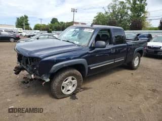 2006 Chevrolet Silverado 1500 LT1 with VIN 1GCEK19Z56Z164260, listed as a Copart auction lot 68133935 with 179,027 mi miles and Salvage title. Bid and sale history available at DreamBid. Image 1.
