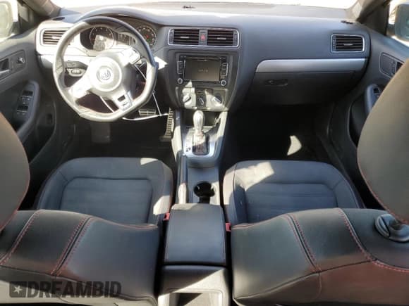 ✅ 2013 Volkswagen Jetta Autobahn • VIN: 3VW4A7AJ0DM221810 • Lot: 48561895. Listed on Copart with 132,921 mi. Free auction sales archive from the USA and detailed vehicle history report at DreamBid. Image 8.