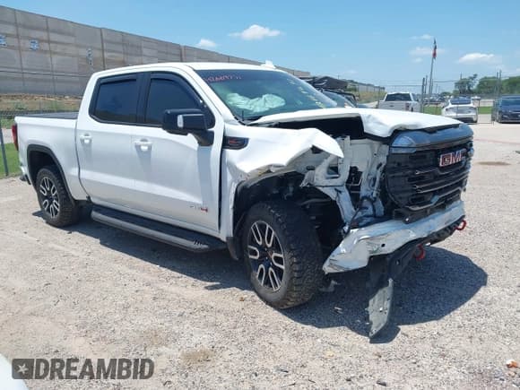 ✅ 2024 GMC Sierra 1500 AT4 • VIN: 3GTUUEEL5RG422487 • Лот: 42669271. Опубликован ранее на IAAI с пробегом 17 056 миль. Бесплатный доступ к архиву аукционных продаж из США и подробный отчёт об истории автомобиля на DreamBid. Изображение 1.