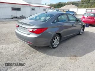 ✅ 2012 Hyundai Sonata GLS • VIN: 5NPEB4AC4CH469213 • Лот: 43498596. Опубликован ранее на IAAI с пробегом 198 117 миль. Бесплатный доступ к архиву аукционных продаж из США и подробный отчёт об истории автомобиля на DreamBid. Изображение 4.